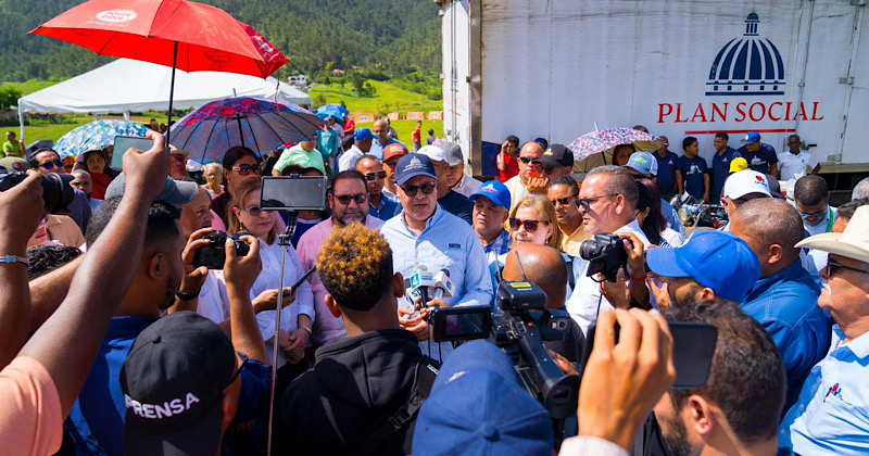 Gobierno asiste con más ayudas a familias afectadas por las lluvias en Constanza